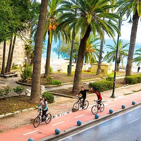 Appartement Iridas Center *